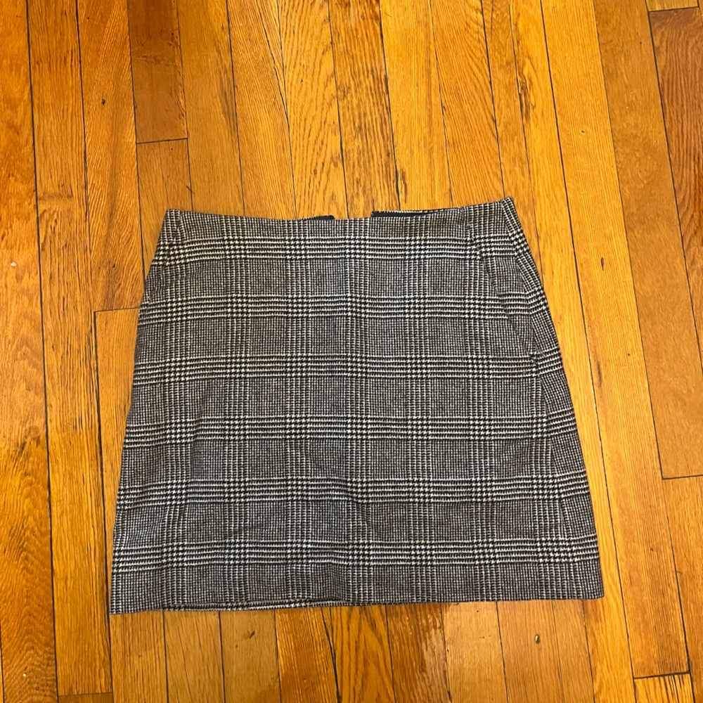 Black and White Plaid Skirt